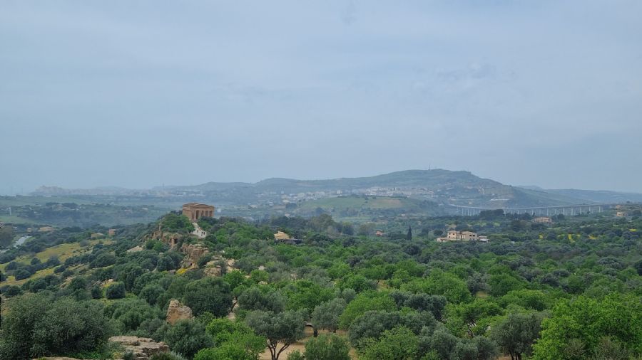 עמק המקדשים